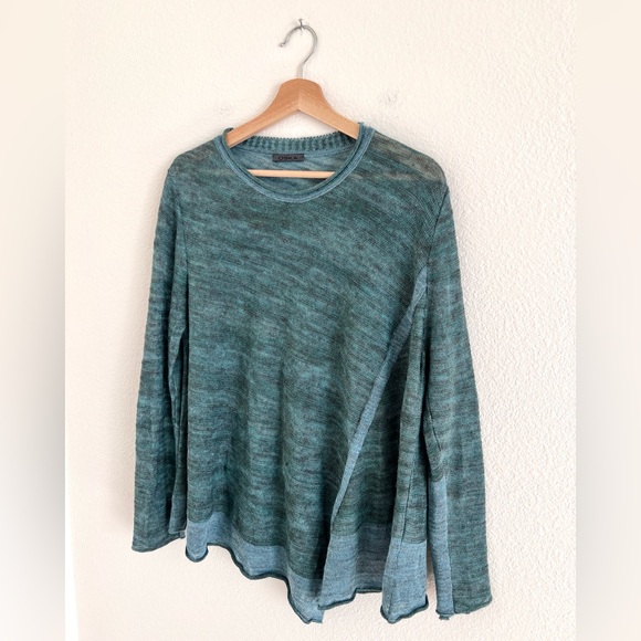 OSKA green asymmetrical lightweight sweater / size 10 - Picture 2 of 6